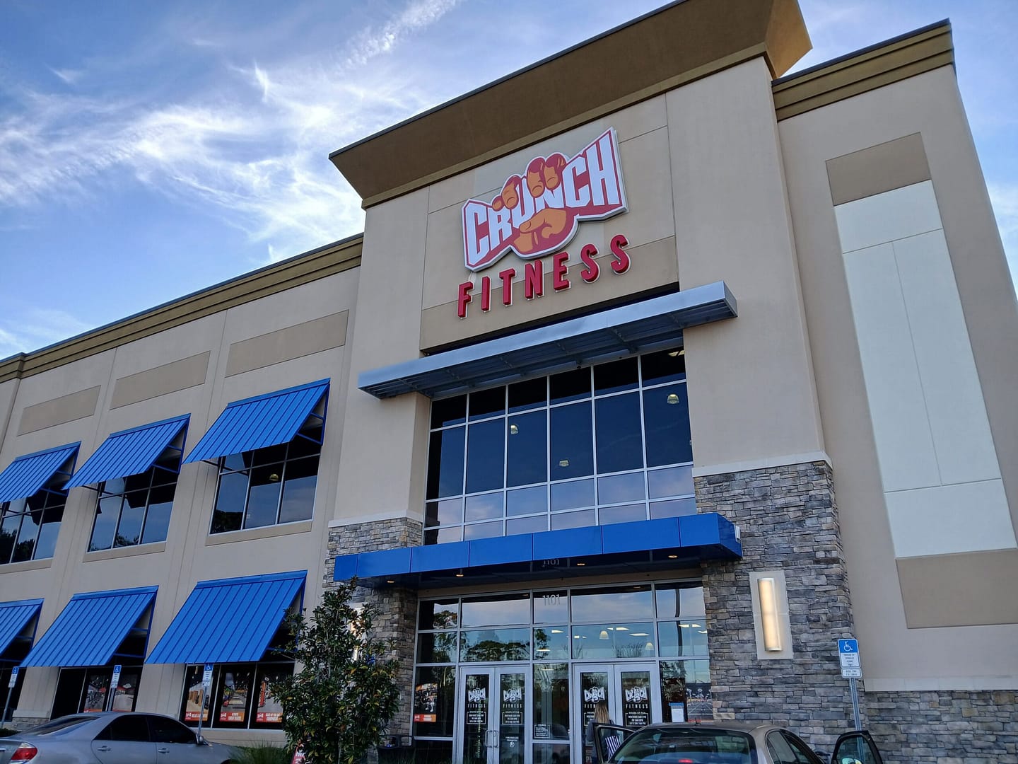 Crunch Fitness Gym No Cash Scandal at Florida 2025